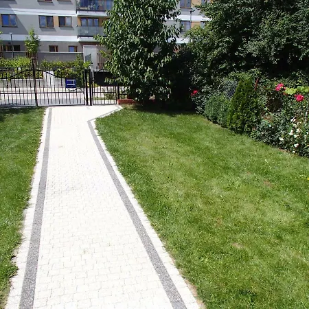 Wislana Willa Warsaw Exterior photo